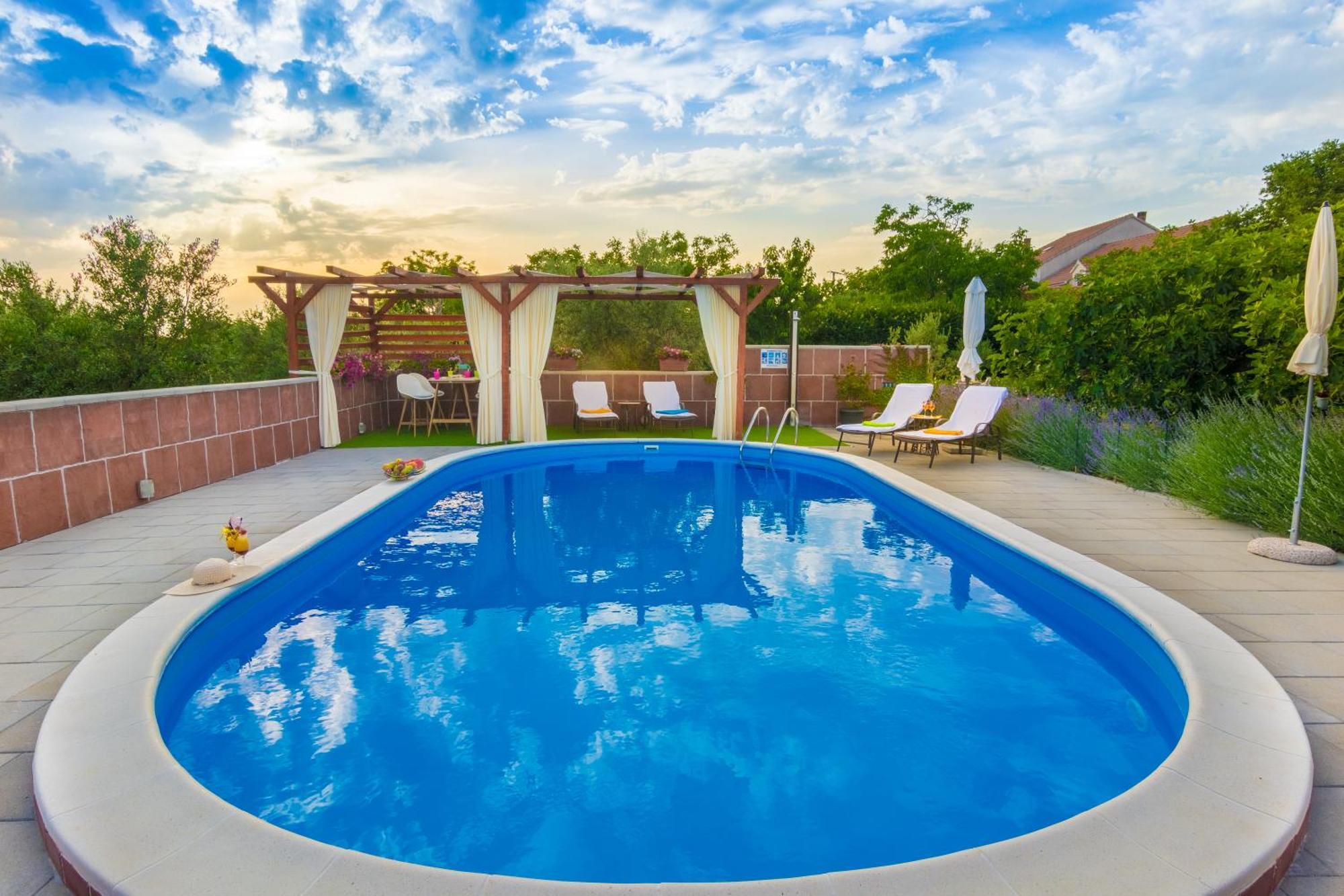Villa Luka Polaca Exteriör bild