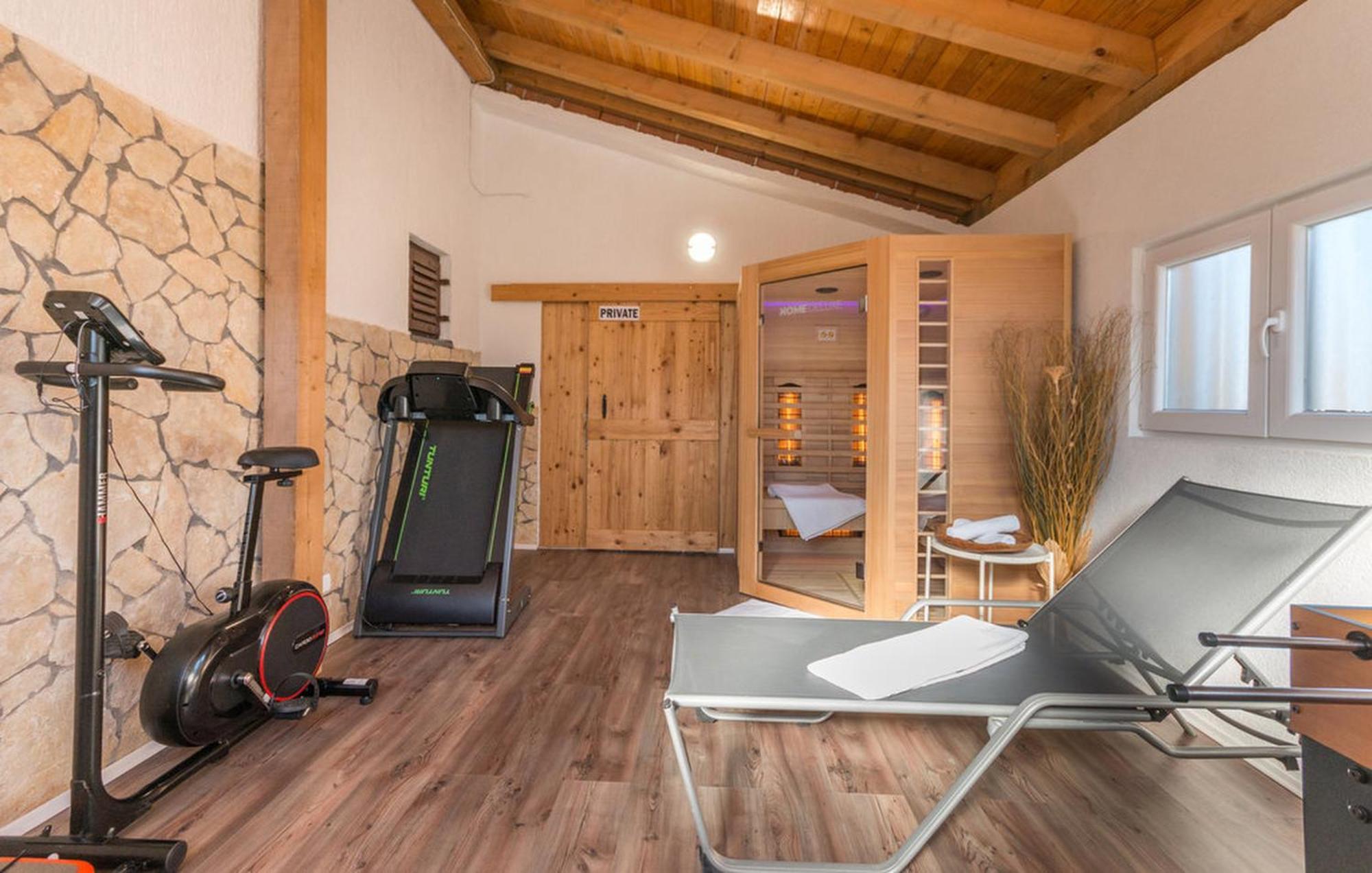 Villa Luka Polaca Exteriör bild